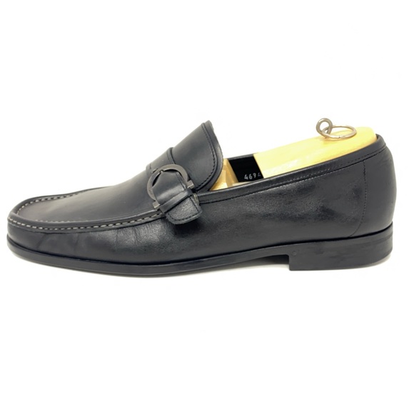 Salvatore Ferragamo Black “Navarro” Loafers. - Picture 3 of 11